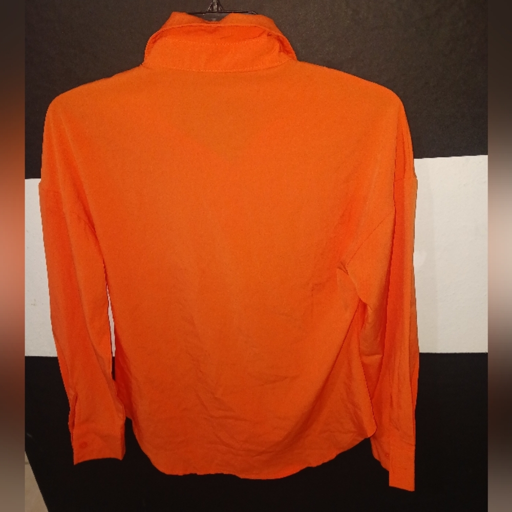 Women Orange collared buttoned long sleeve shirt - Picture 7 of 9